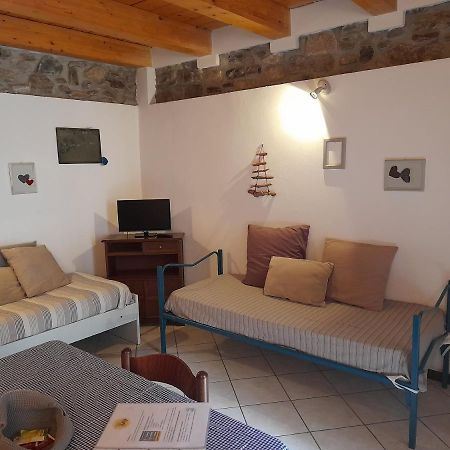 A Casa Di Sole Apartment Brovello-Carpugnino Екстериор снимка