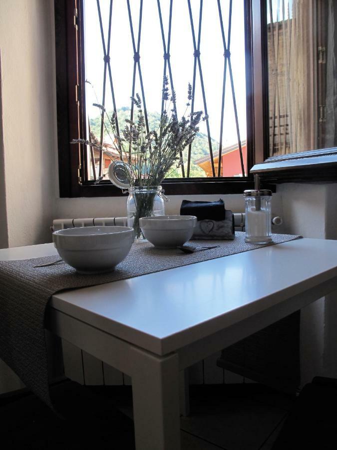 A Casa Di Sole Apartment Brovello-Carpugnino Екстериор снимка