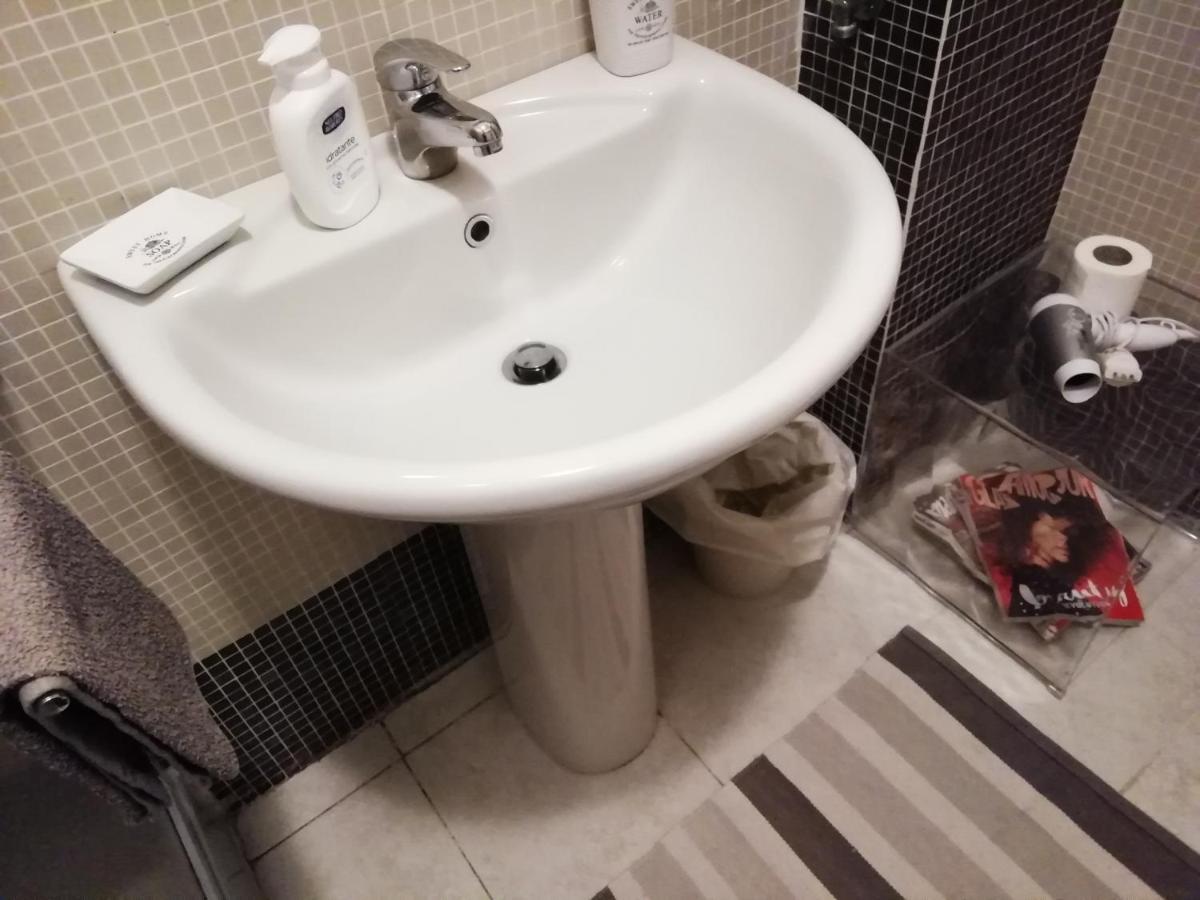 A Casa Di Sole Apartment Brovello-Carpugnino Екстериор снимка
